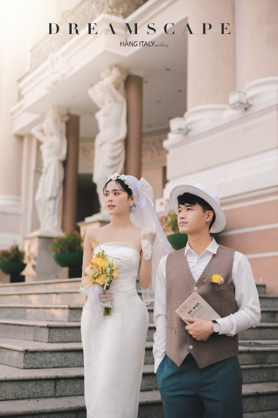 Hằng Italy Chụp Ảnh Cưới Ngoại Cảnh Lãng Mạn Tại Nhà Hát Thành Phố