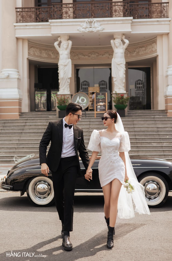 Hằng Italy Studio: Chụp Ảnh Cưới Ngoại Cảnh Đậm Chất Sài Gòn Với Xe Cổ