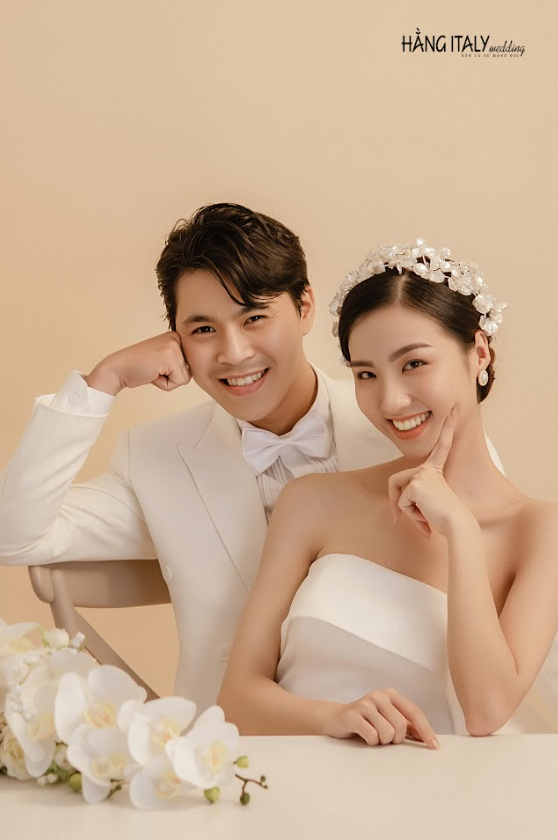 Kinh Nghiệm Chụp Ảnh Cưới Studio Phong Cách Hàn Quốc – Đẹp Tinh Tế Cùng Hằng ItalyStudio
